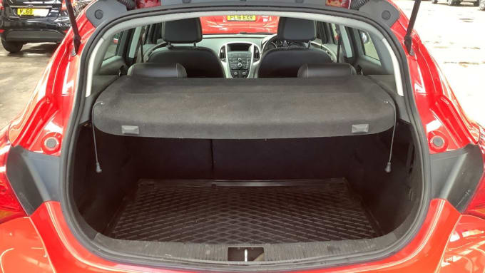 2025 Vauxhall Astra