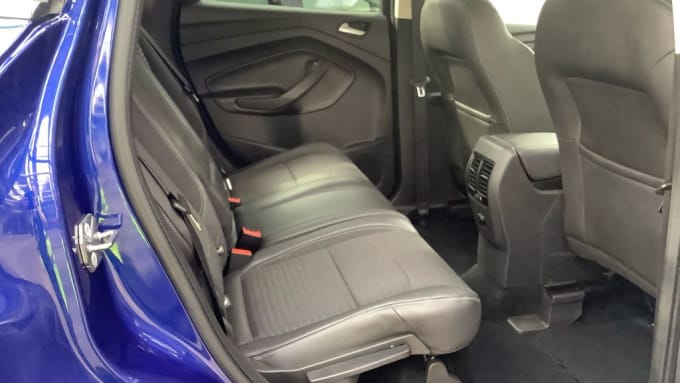 2025 Ford Kuga