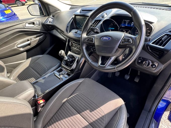 2025 Ford Kuga
