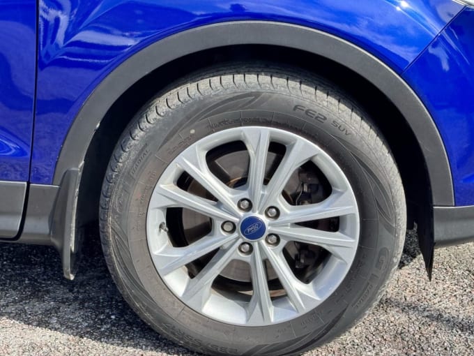 2025 Ford Kuga
