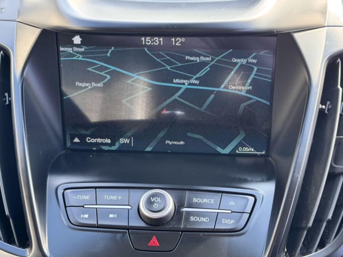 2025 Ford Kuga