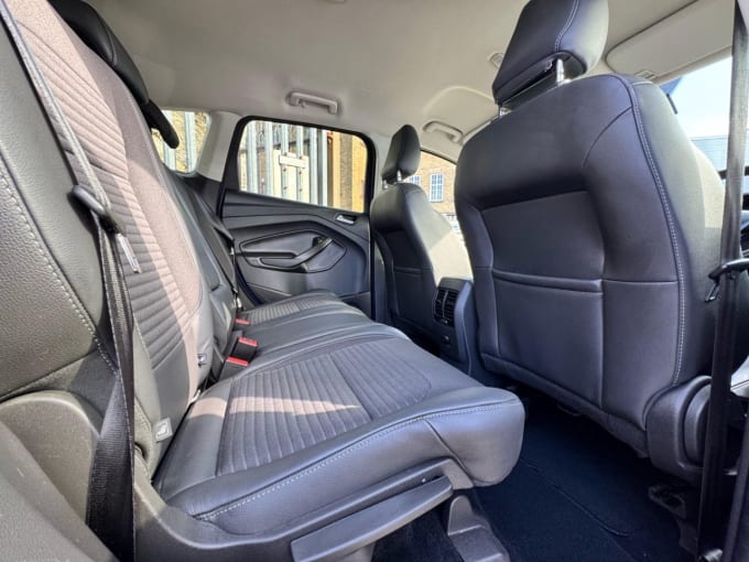 2025 Ford Kuga