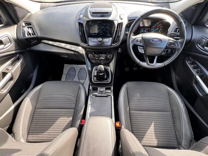 2025 Ford Kuga