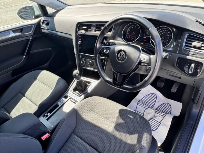 2025 Volkswagen Golf