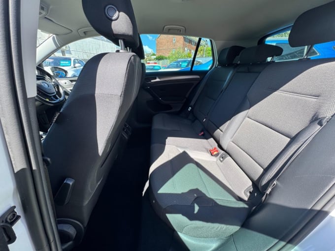 2025 Volkswagen Golf