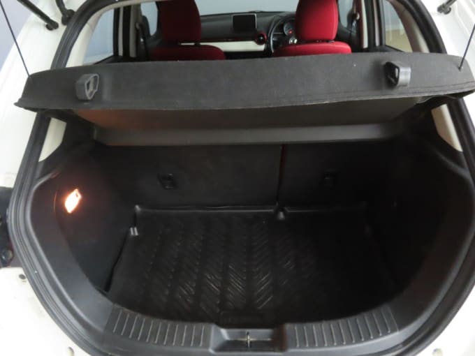 2025 Mazda Mazda2