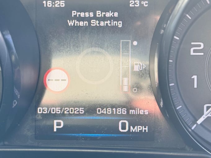 2025 Jaguar Xe