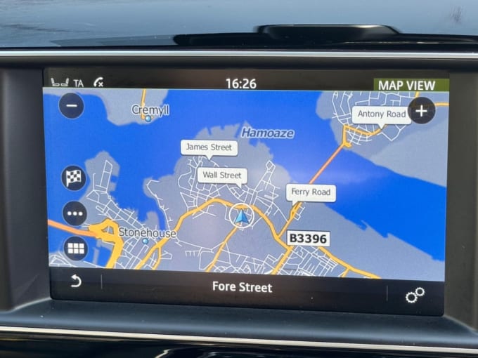 2025 Jaguar Xe