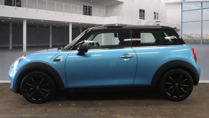 2025 Mini Hatch
