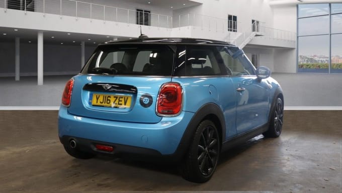2025 Mini Hatch