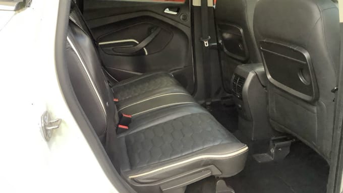 2025 Ford Kuga
