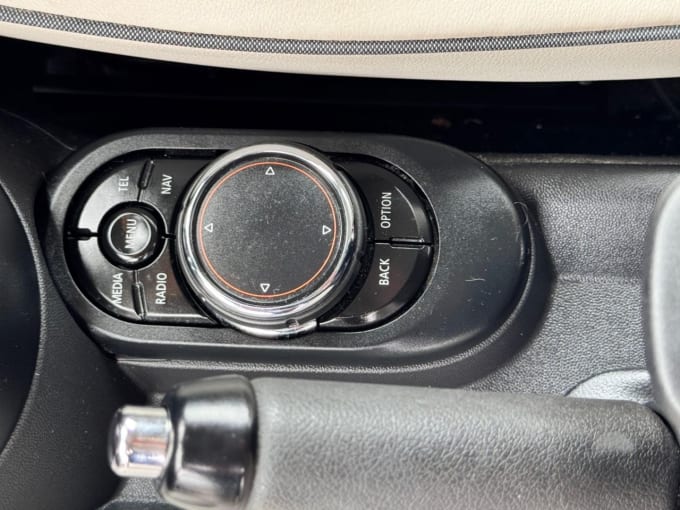 2025 Mini Hatch