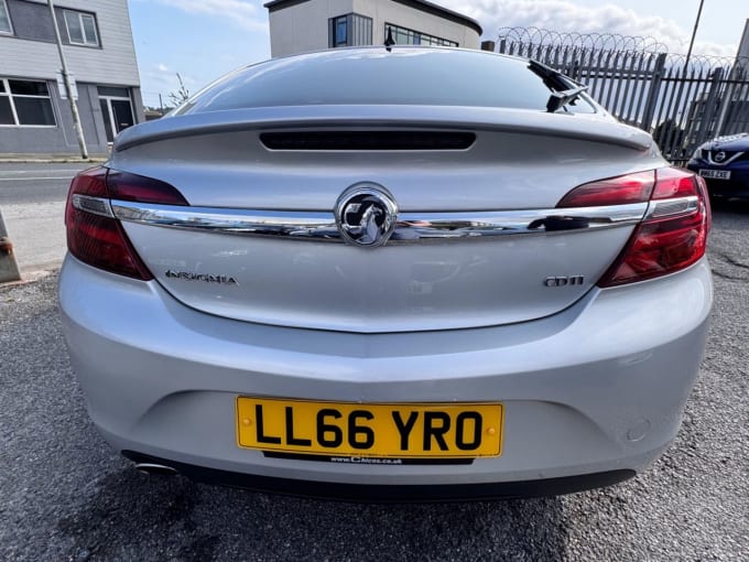 2025 Vauxhall Insignia