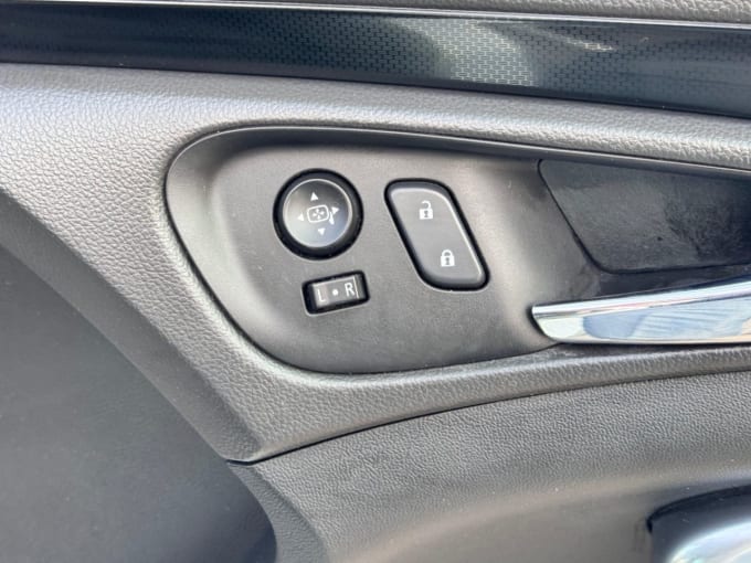 2025 Vauxhall Insignia