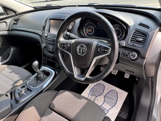 2025 Vauxhall Insignia