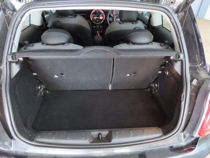 2025 Mini Hatch