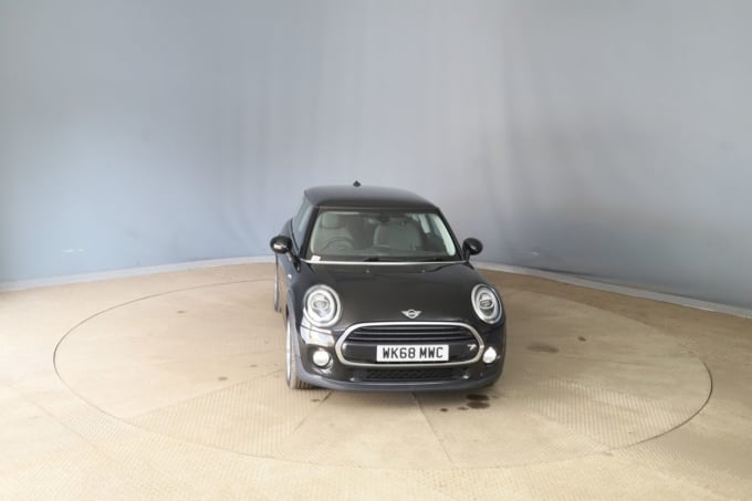 2025 Mini Hatch