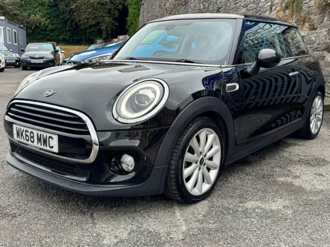 2025 Mini Hatch
