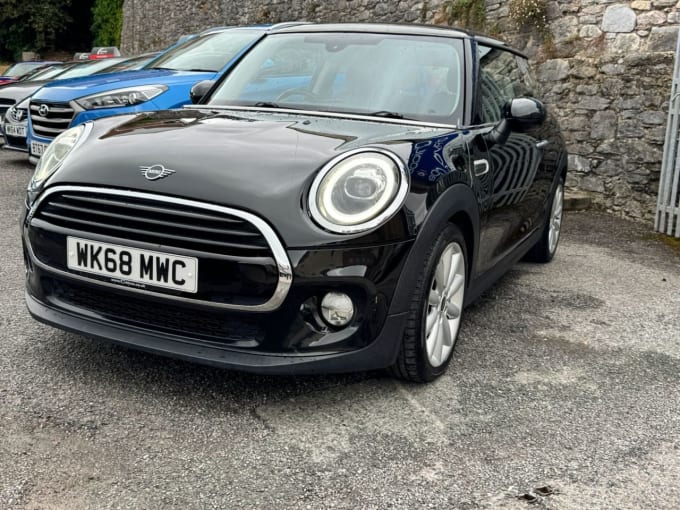 2025 Mini Hatch
