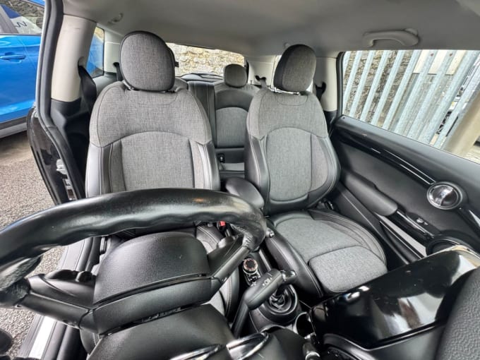 2025 Mini Hatch