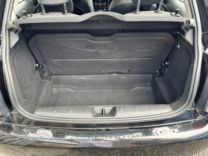 2025 Mini Hatch