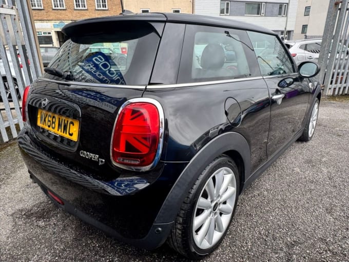 2025 Mini Hatch
