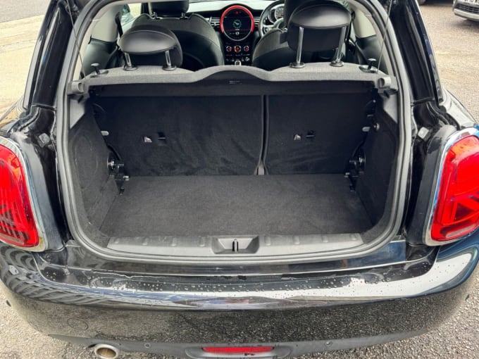 2025 Mini Hatch