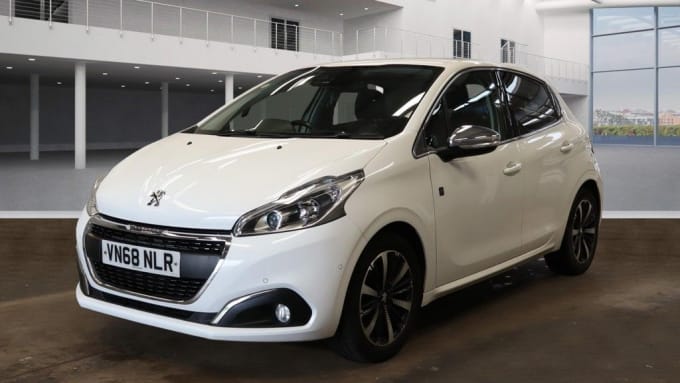 2025 Peugeot 208
