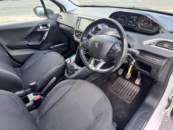 2025 Peugeot 208
