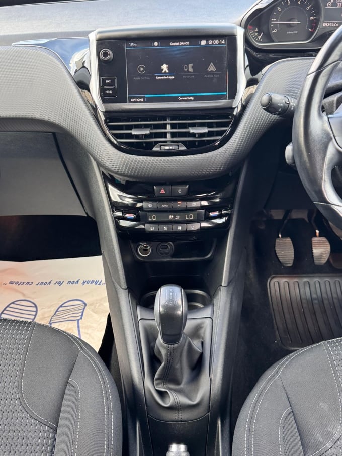 2025 Peugeot 208