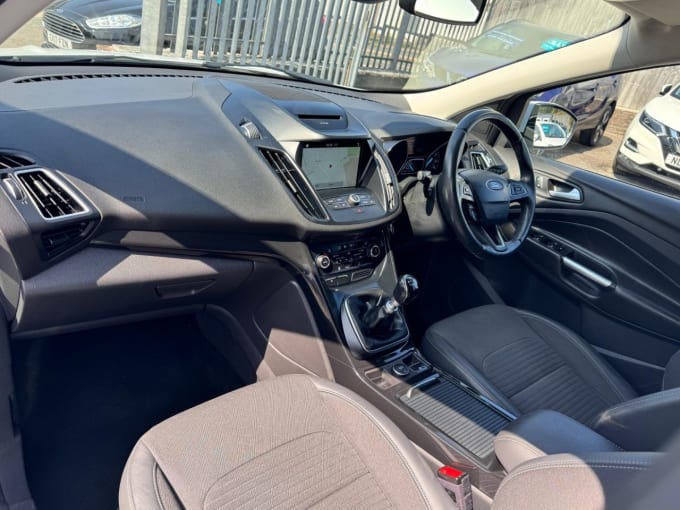 2025 Ford Kuga