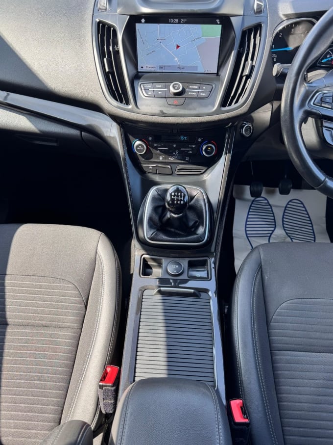 2025 Ford Kuga