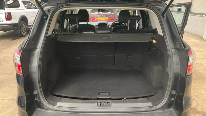 2025 Ford Kuga