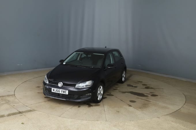 2025 Volkswagen Golf