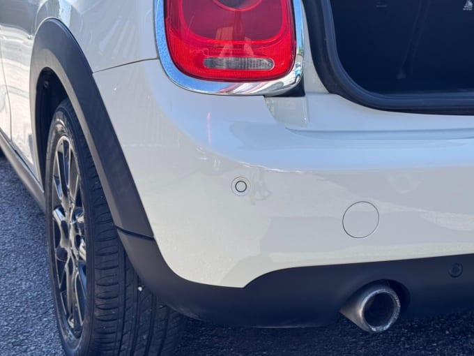 2025 Mini Hatch