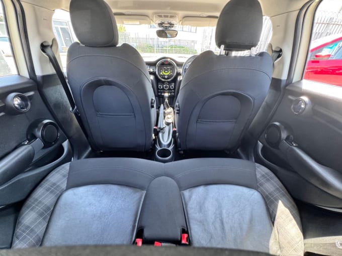 2025 Mini Hatch