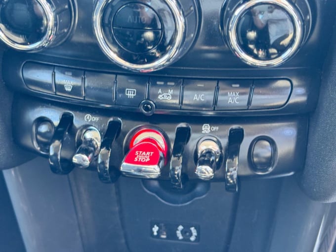 2025 Mini Hatch