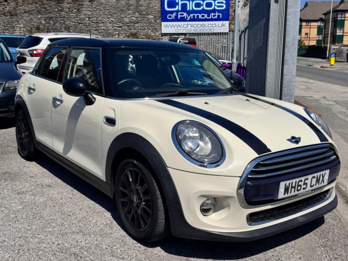 2025 Mini Hatch