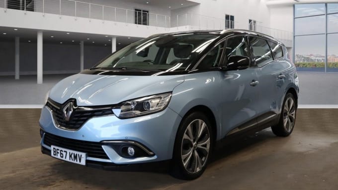 2025 Renault Grand Scenic