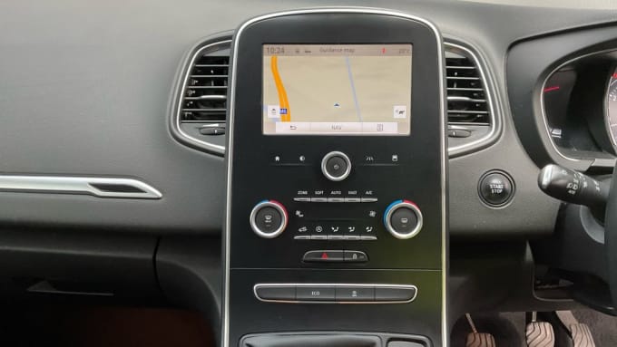 2025 Renault Grand Scenic