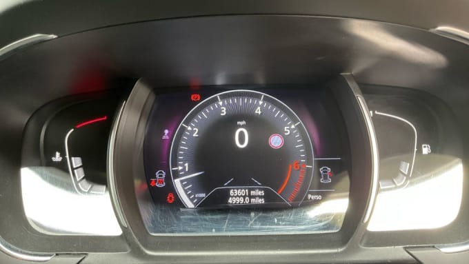 2025 Renault Grand Scenic