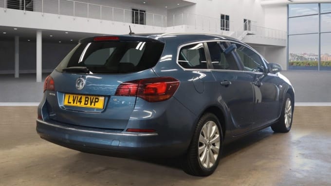 2025 Vauxhall Astra