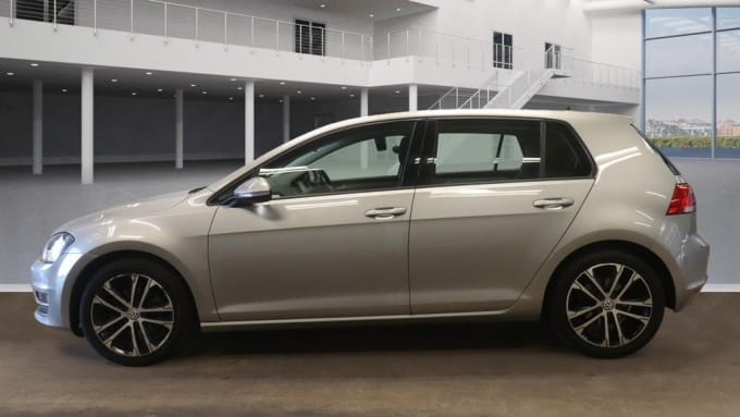 2025 Volkswagen Golf