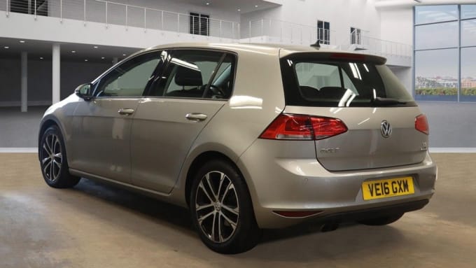 2025 Volkswagen Golf