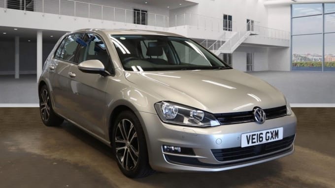 2025 Volkswagen Golf