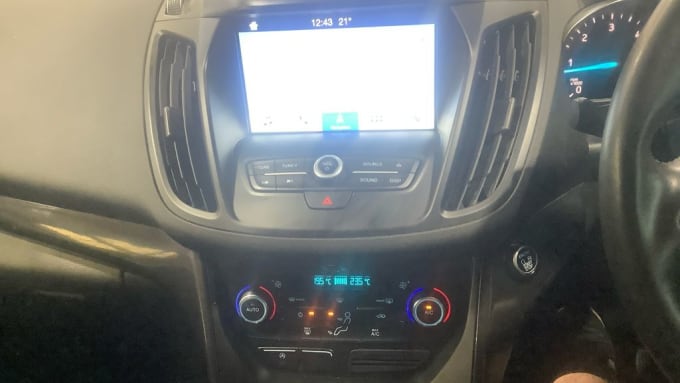 2025 Ford Kuga