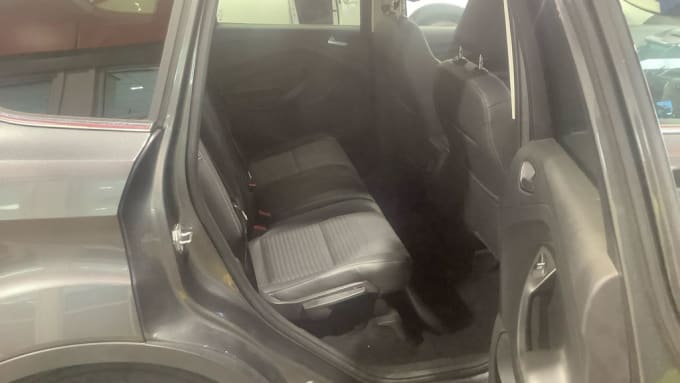2025 Ford Kuga