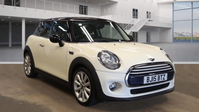 2025 Mini Hatch