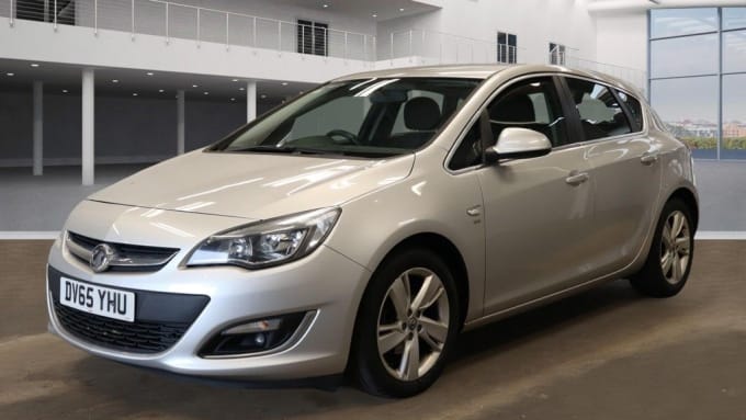 2025 Vauxhall Astra
