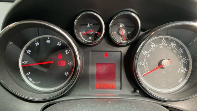 2025 Vauxhall Astra